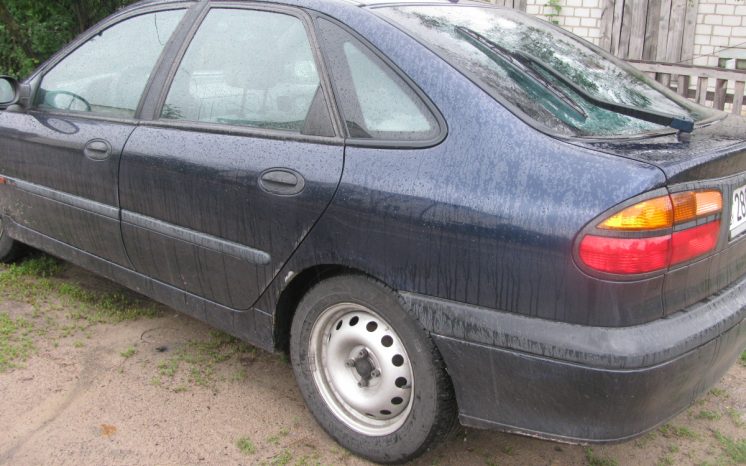 Renault Laguna 2000 полный