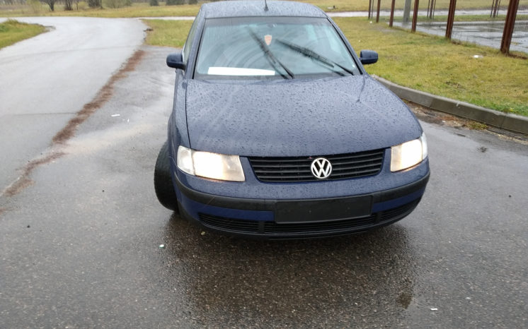 Volkswagen Passat B4 1998 полный