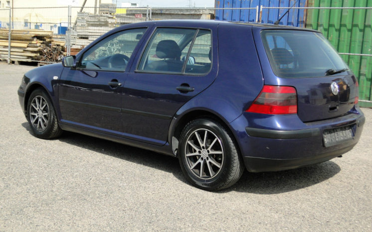 Volkswagen Golf 4 2002 полный