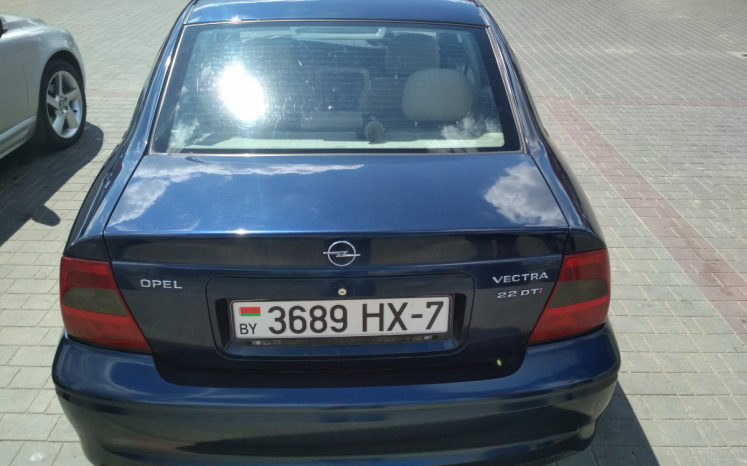 Opel Vectra 2001 полный