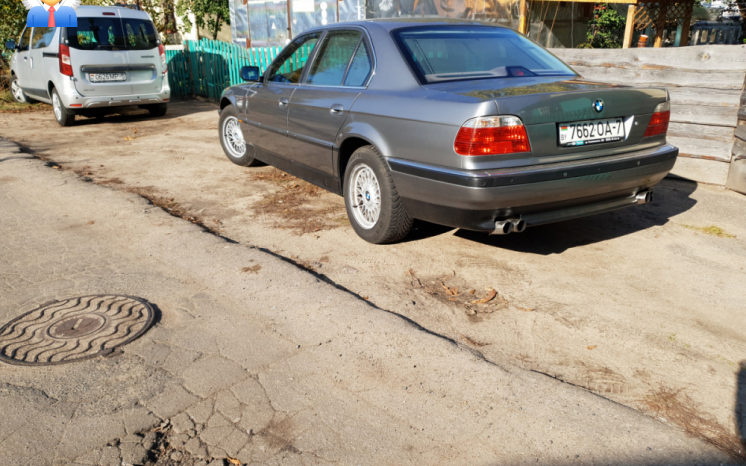 BMW 7 серия 1995 полный