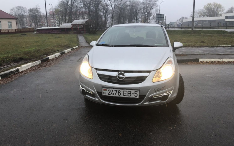 Opel Corsa 2008 полный