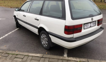 Volkswagen Passat B4 1994 полный