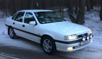 Opel Vectra 1994 полный