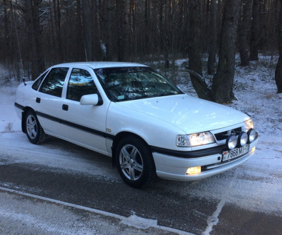 Opel Vectra 1994 полный