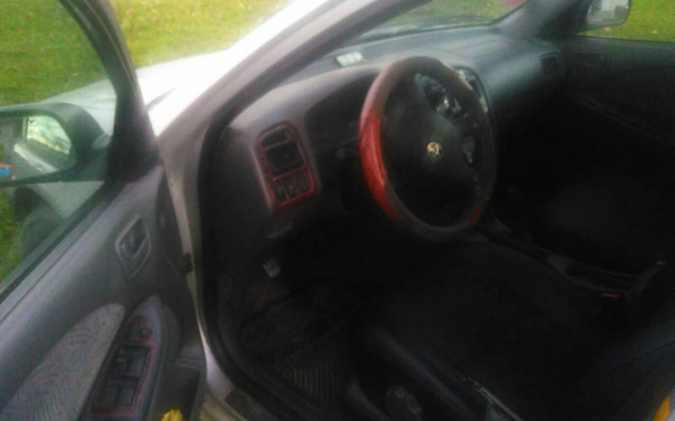 Toyota Avensis 2000 полный