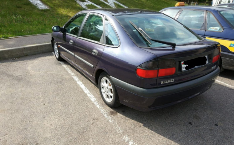 Renault Laguna 1997 полный