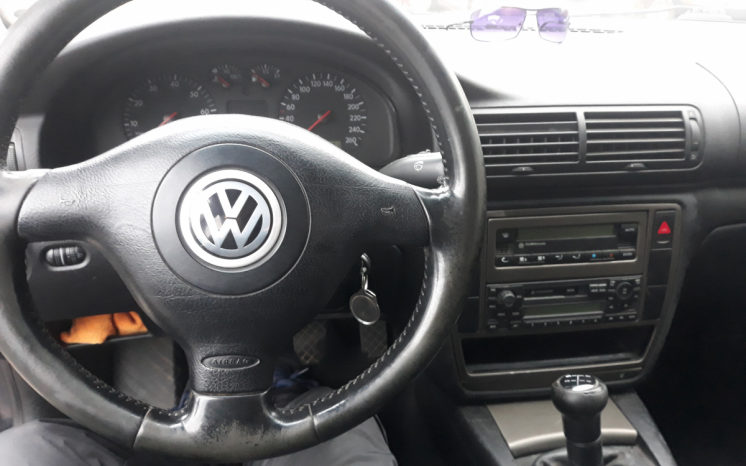 Volkswagen Passat B5 1998 полный