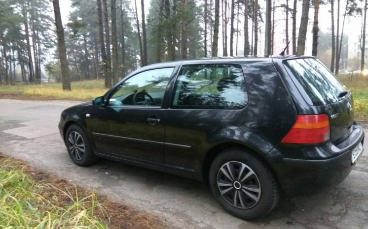 Volkswagen Golf 4 2001 полный