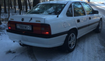 Opel Vectra 1994 полный