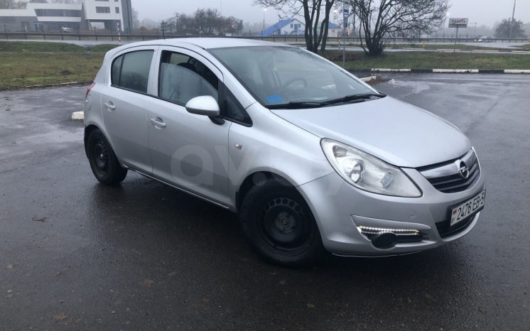 Opel Corsa 2008 полный