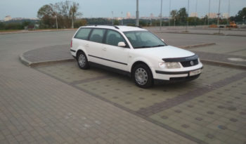 Volkswagen Passat B4 1998 полный