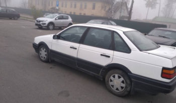 Volkswagen Passat B2 1990 полный