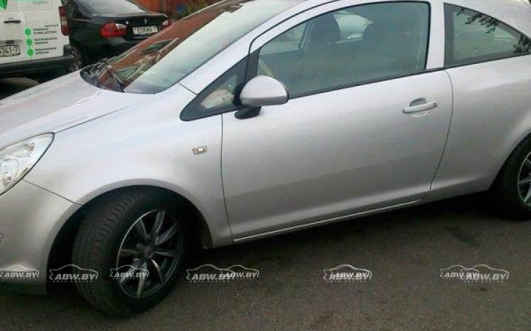 Opel Corsa 2009 полный