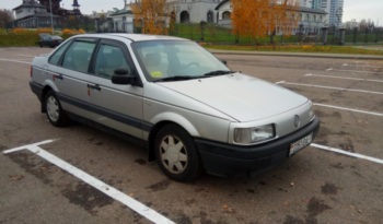 Volkswagen Passat B2 1988 полный