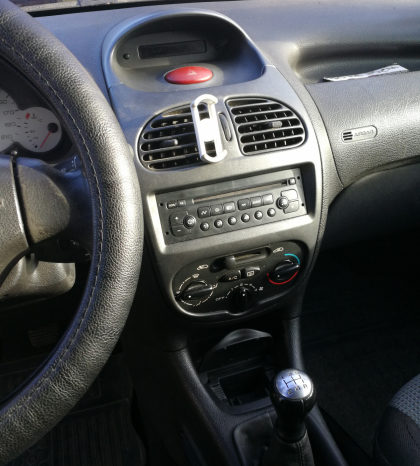 Peugeot 206 2004 полный