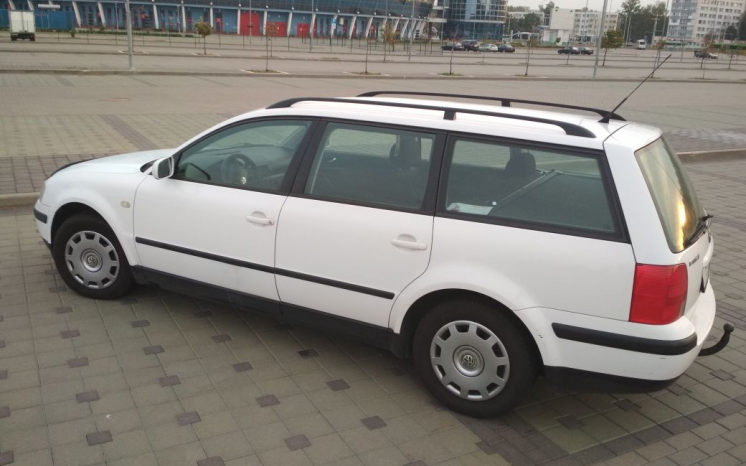 Volkswagen Passat B4 1998 полный