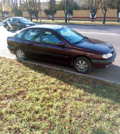 Renault Laguna 1996 полный