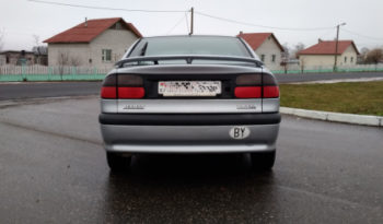 Renault Laguna 1995 полный