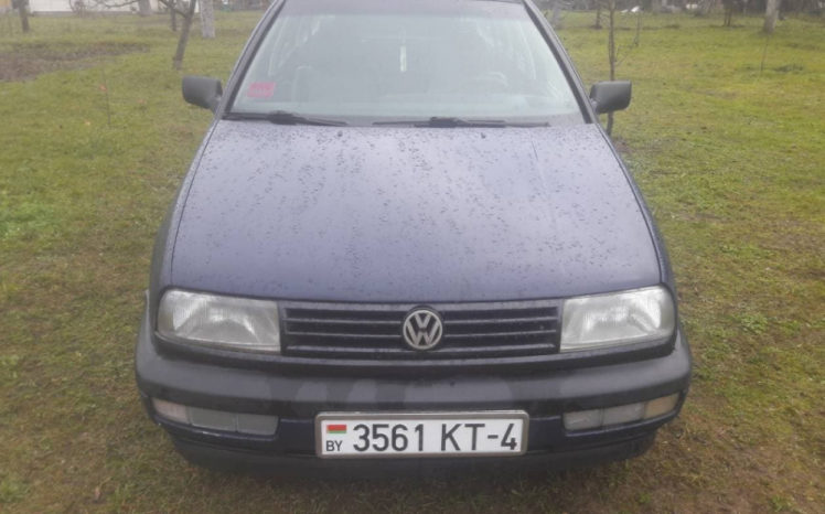 Volkswagen Vento 1992 полный